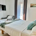 Hotel Kelly's