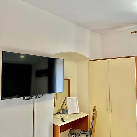 Kelly's 3* Porec